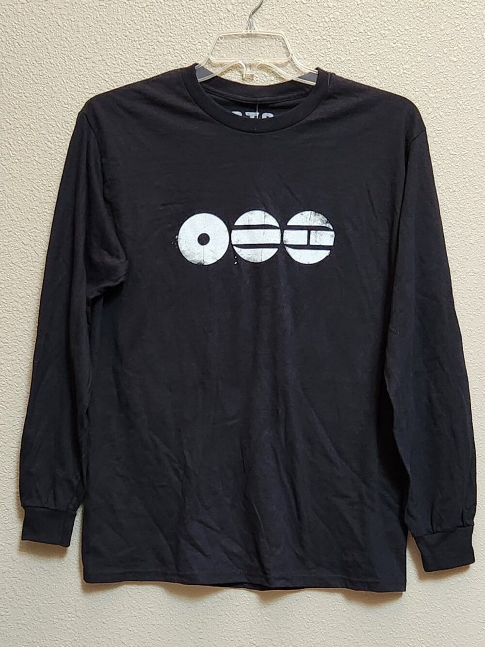 BTS - ARIRANG Tour Long Sleeve Graphic T-Shirt Black - NEW NWT